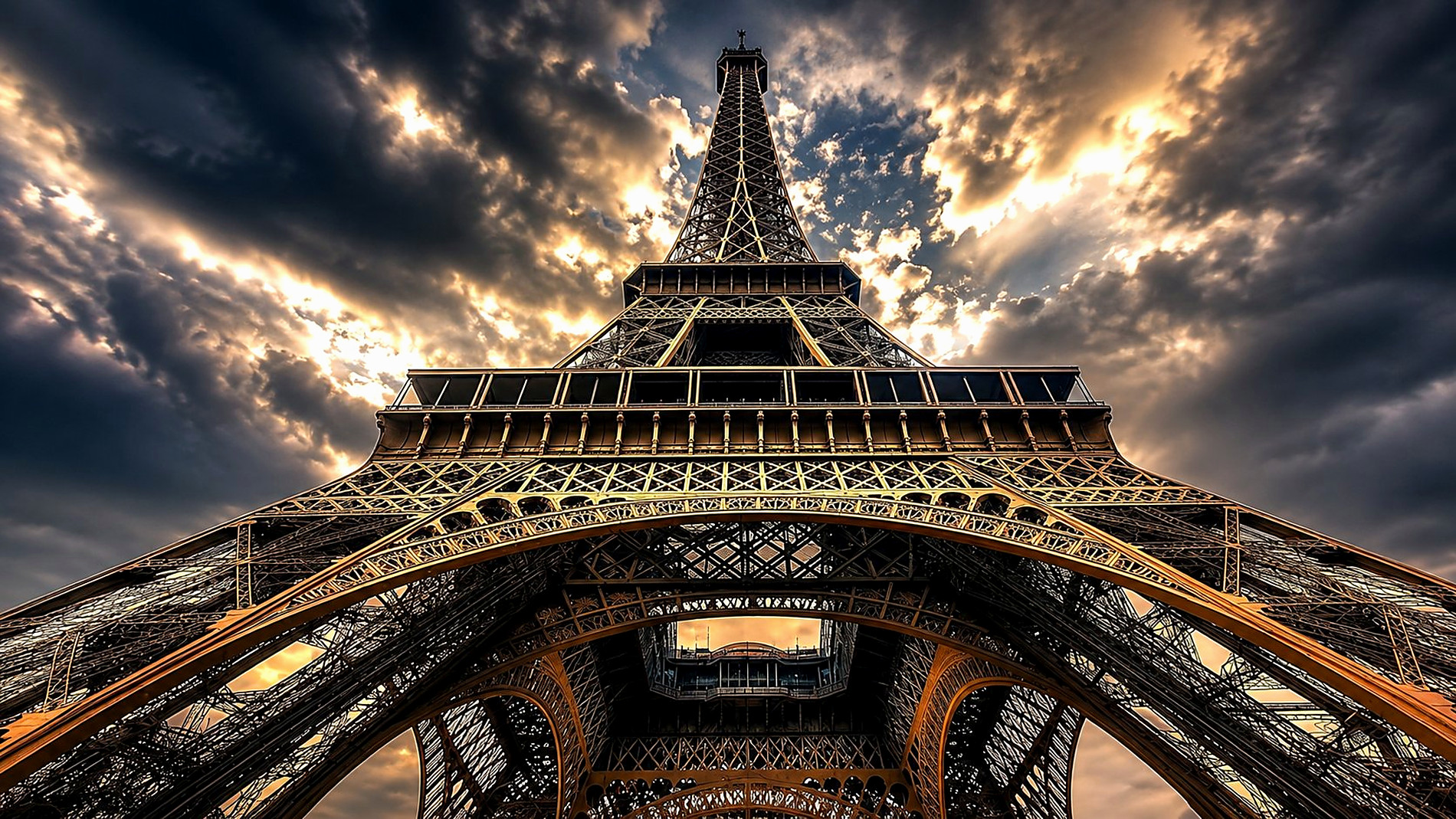 Paris by night